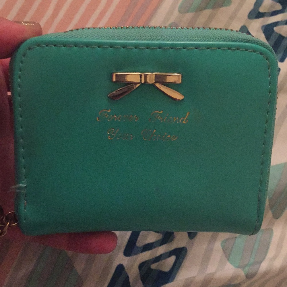 Small wallet for spring